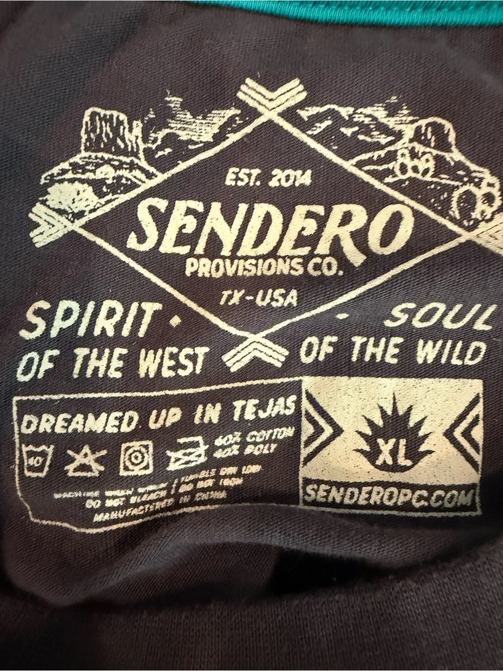 Sendero Men's Short-Sleeve Graphic Tee in Charcoal